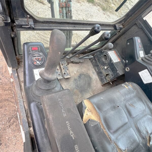 Mini-pelle Bobcat 320 – 4 godets – Image 6