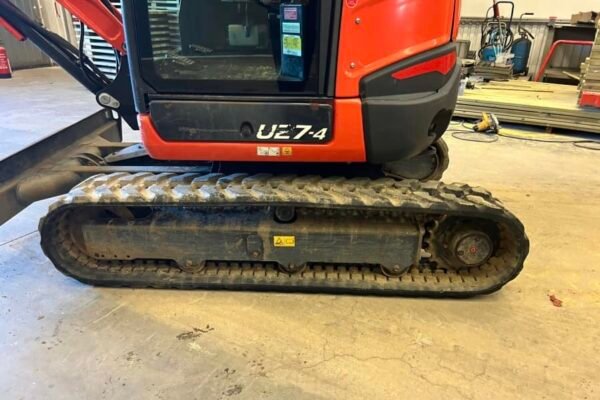 Mini pelle Kubota U27-4 avec Tiltrotator – Image 10
