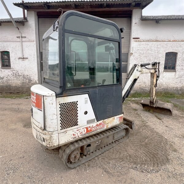 Mini-pelle Bobcat 320 – 4 godets – Image 4