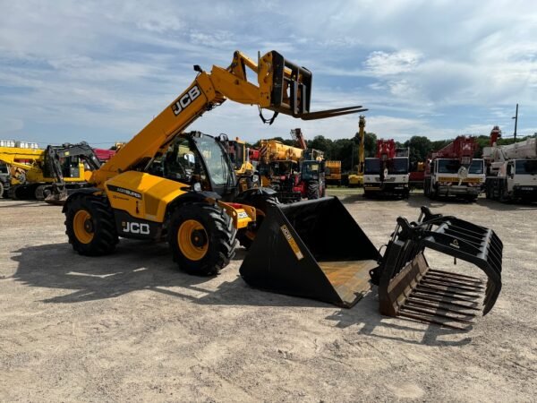 Chariot télescopique JCB 542-70 Accessoires: Fourches/ Godet/ Fouches à fumier – Image 7