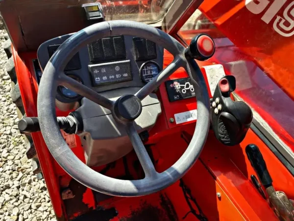 Chariot télescopique Manitou BT420 Fourches/ Godet/ Fouches à fumier – Image 15