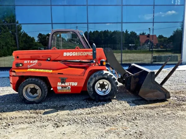 Chariot télescopique Manitou BT420 Fourches/ Godet/ Fouches à fumier – Image 12
