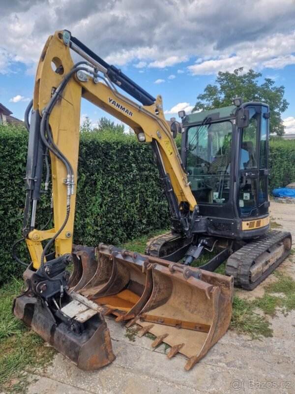 Mini-pelle Yanmar VIO38 - 4 godets