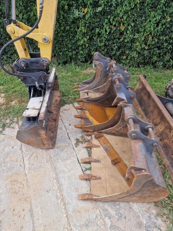 Mini-pelle Yanmar VIO38 - 4 godets – Image 4