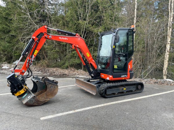 Kubota U27-4 - 3 godets – Image 2