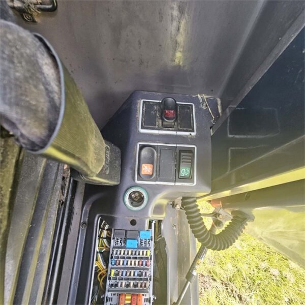 Manitou MT 1135 – 2013 – 11 m – 3 300 h – Moteur Perkins – Image 39