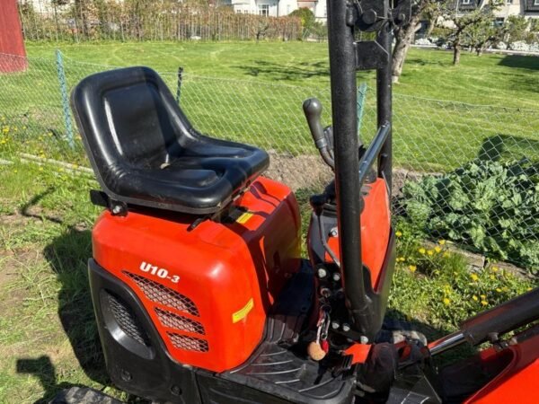 Kubota U10-3 avec remorque et 3 godets – Image 60