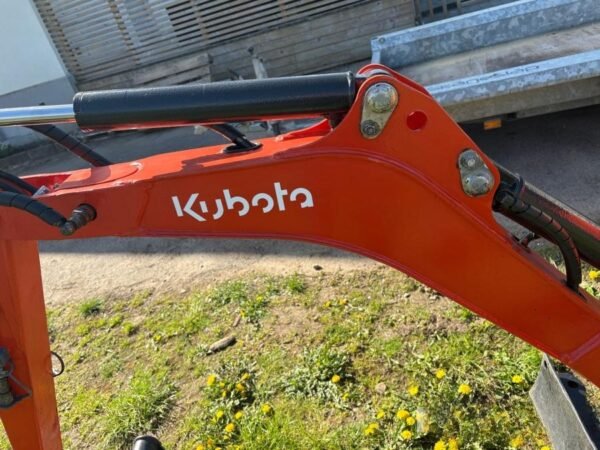 Kubota U10-3 avec remorque et 3 godets – Image 36