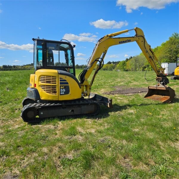 Komatsu PC 55 MR-3 Attache rapide; hydraulique sur bras de godet – Image 29