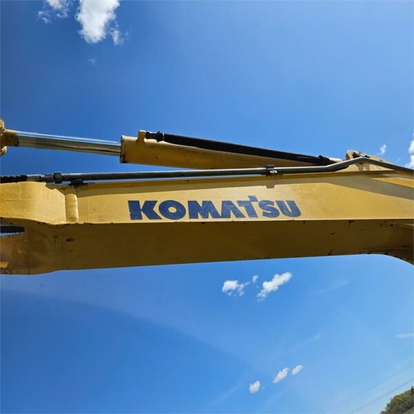 Komatsu PC 55 MR-3 Attache rapide; hydraulique sur bras de godet – Image 15
