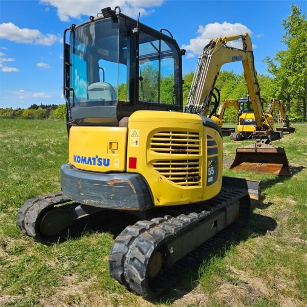 Komatsu PC 55 MR-3 Attache rapide; hydraulique sur bras de godet – Image 5