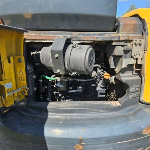 Komatsu PC 55 MR-3 Attache rapide; hydraulique sur bras de godet – Image 41