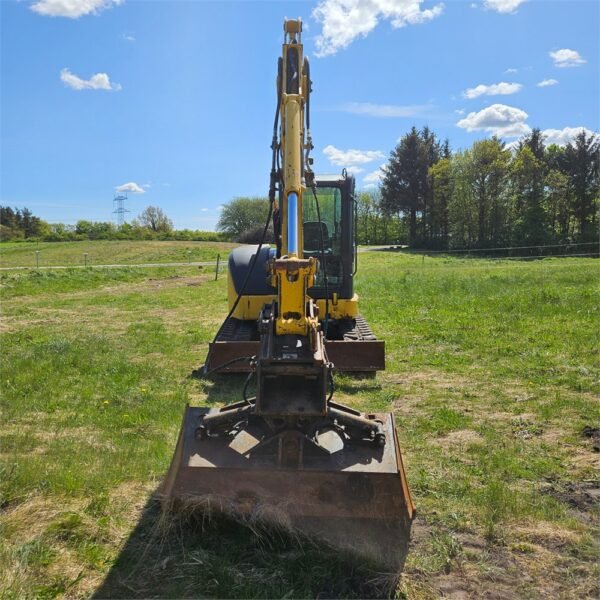 Komatsu PC 55 MR-3 Attache rapide; hydraulique sur bras de godet – Image 42