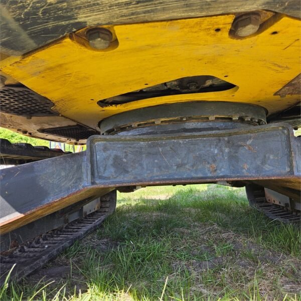 Komatsu PC 55 MR-3 Attache rapide; hydraulique sur bras de godet – Image 43