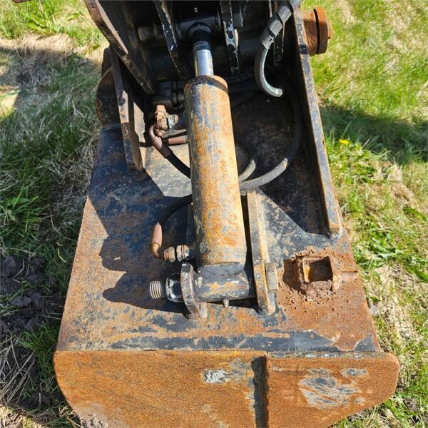 Komatsu PC 55 MR-3 Attache rapide; hydraulique sur bras de godet – Image 59